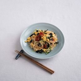 彩り野菜とふわふわ卵の炒めそうめん