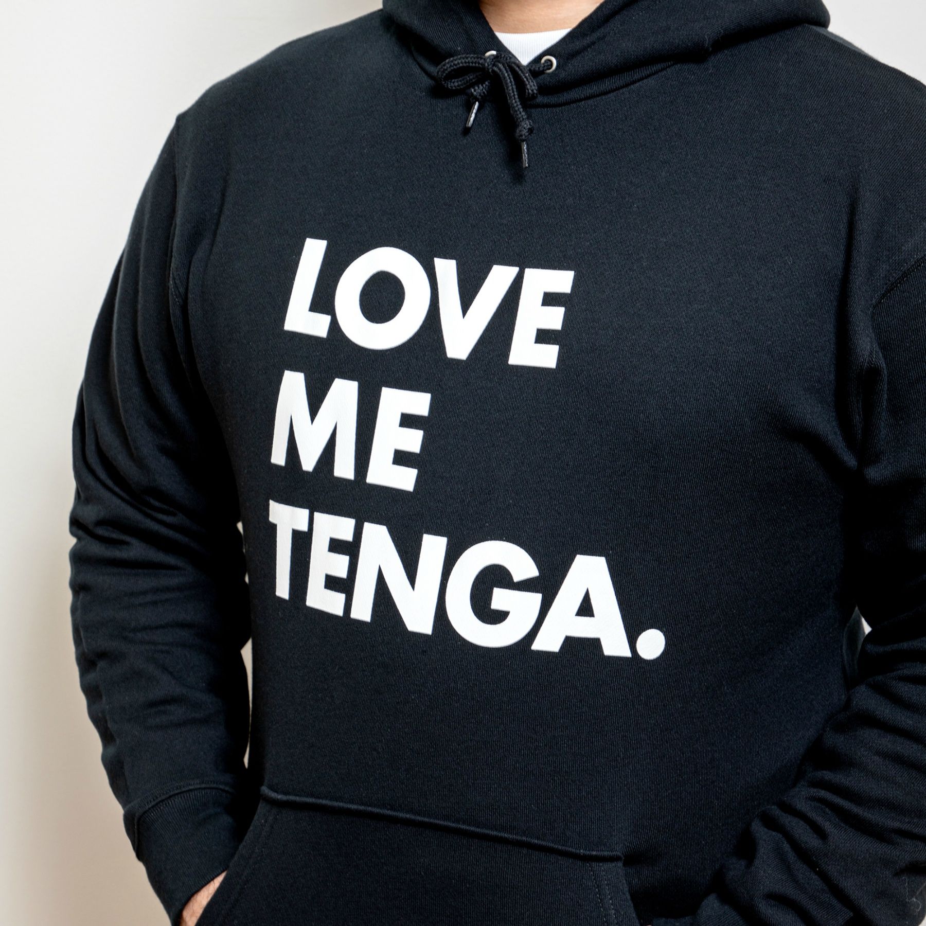LOVE ME TENGA パーカー ブラック サイズ: L