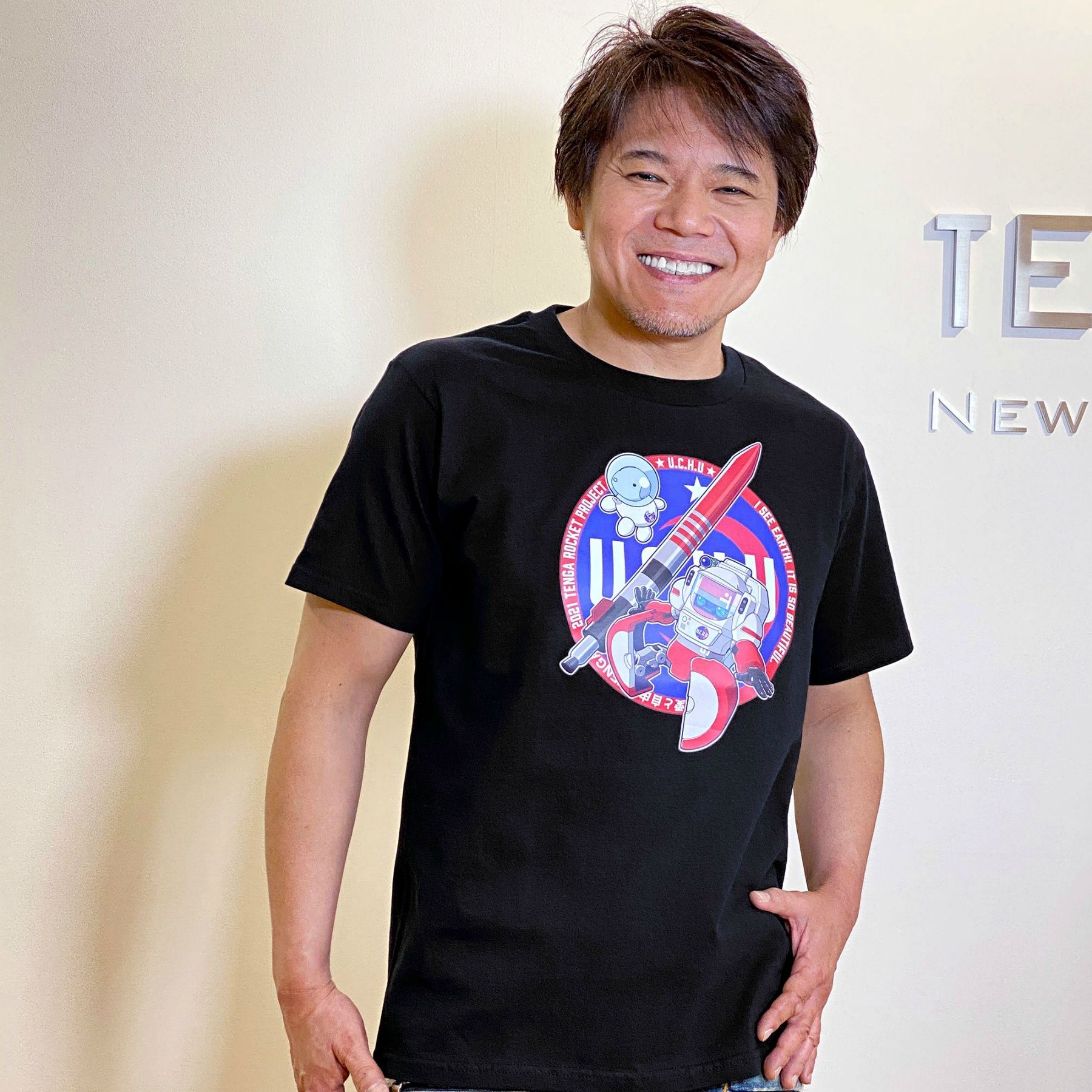 【TENGA ROCKETセット】SPACE TENGA ロボ Tシャツ ブラック サイズ: L