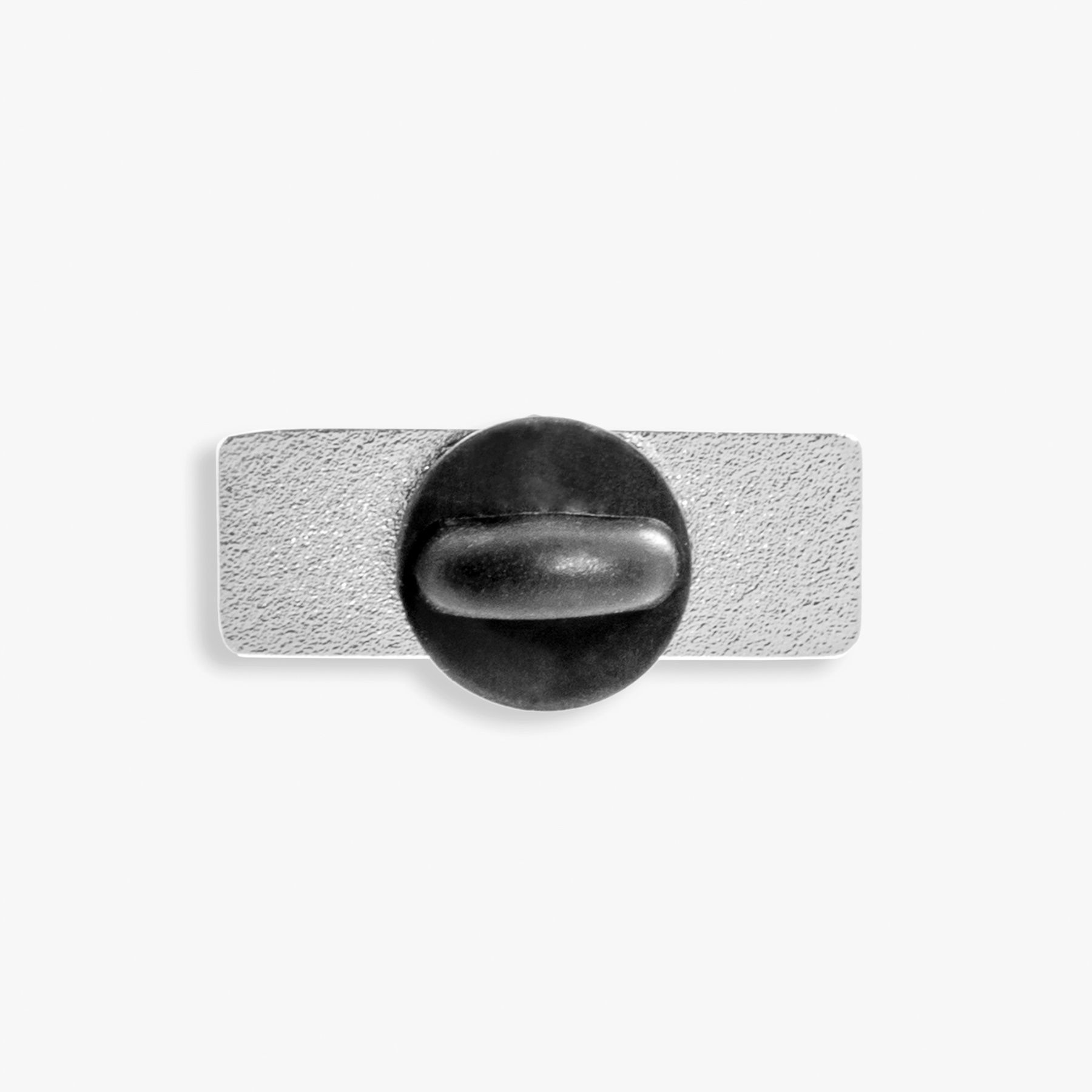 TENGA PIN BADGE 【LOGO】