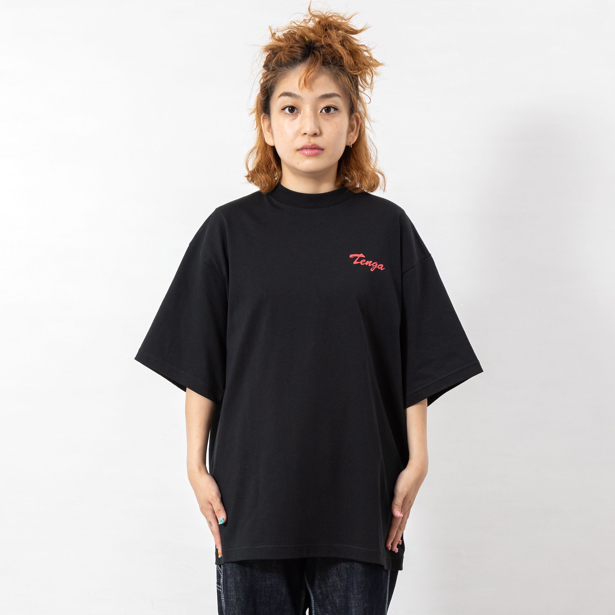 TENGA スーベニア風プリントTシャツ ブラック サイズ: M