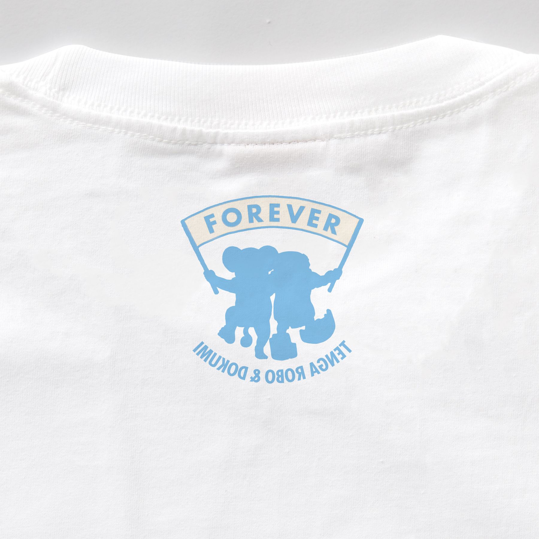 TENGA ROBO＆DOKUMI BEST FRIENDS Tee WHITE サイズ: S